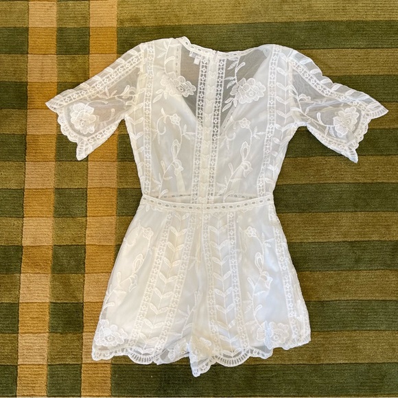 White Lace Socialite Romper Jumpsuit - Picture 1 of 3